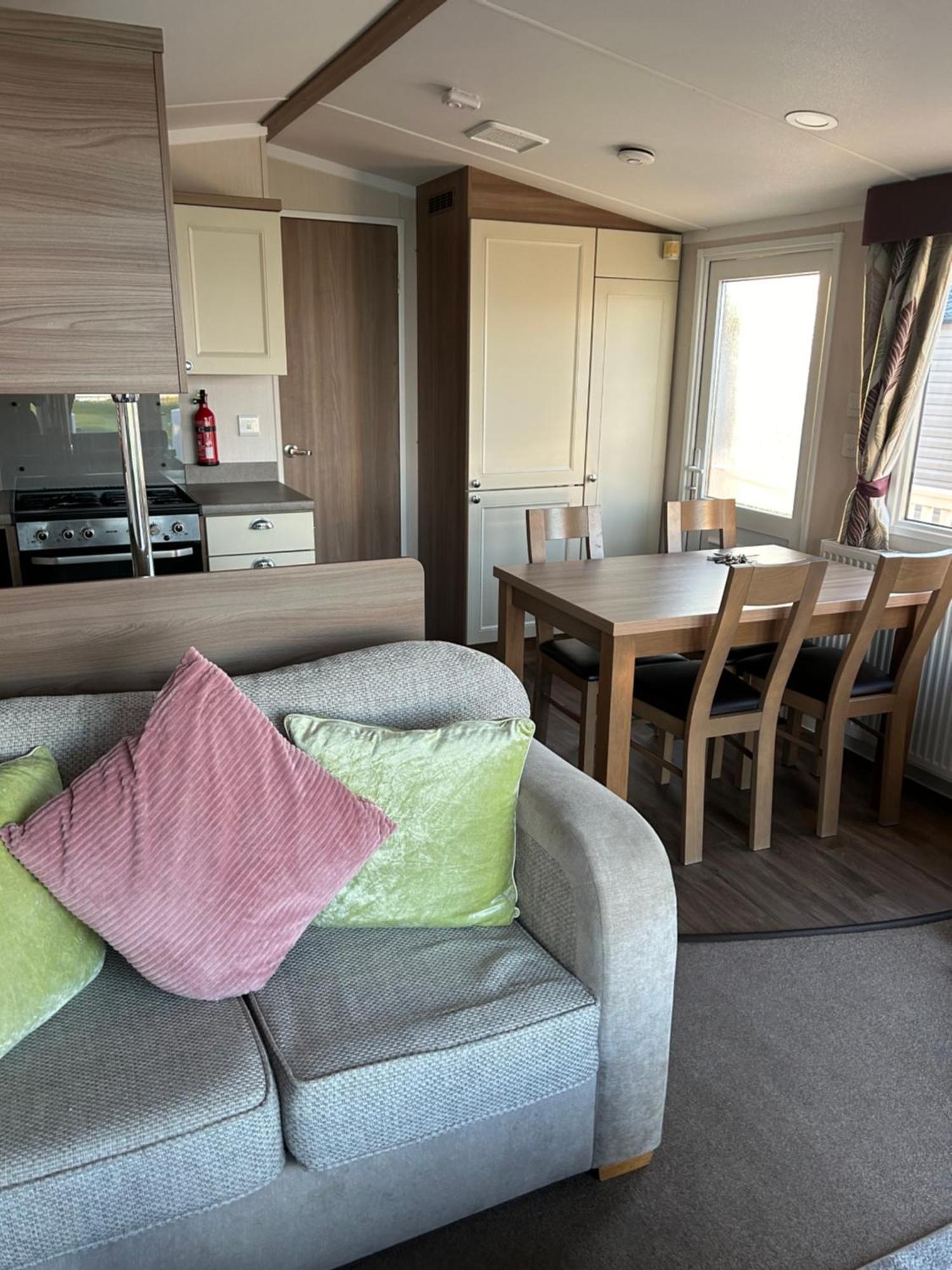סקארבורו 3 Bedroomed Caravan With Amazing Sea Views! מראה חיצוני תמונה